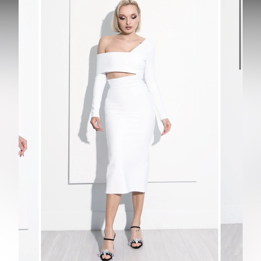 MyKristi $135 White Off One Shoulder Midi Bandage Dress size S